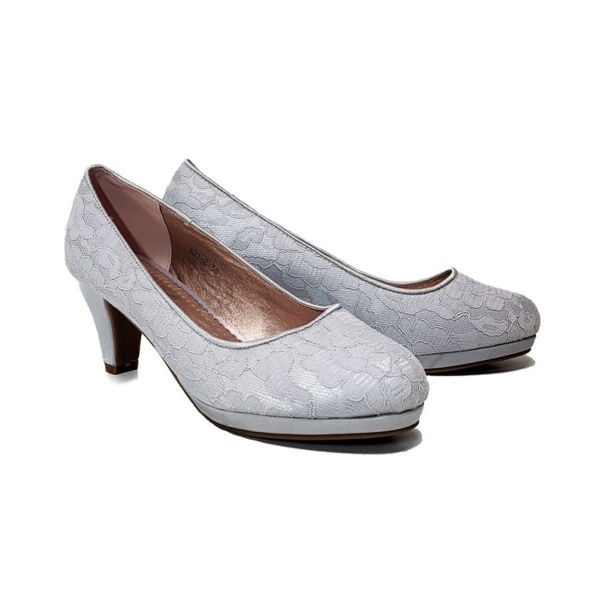 Damesschoenen - Zilverkleurige kanten pumps met hakken