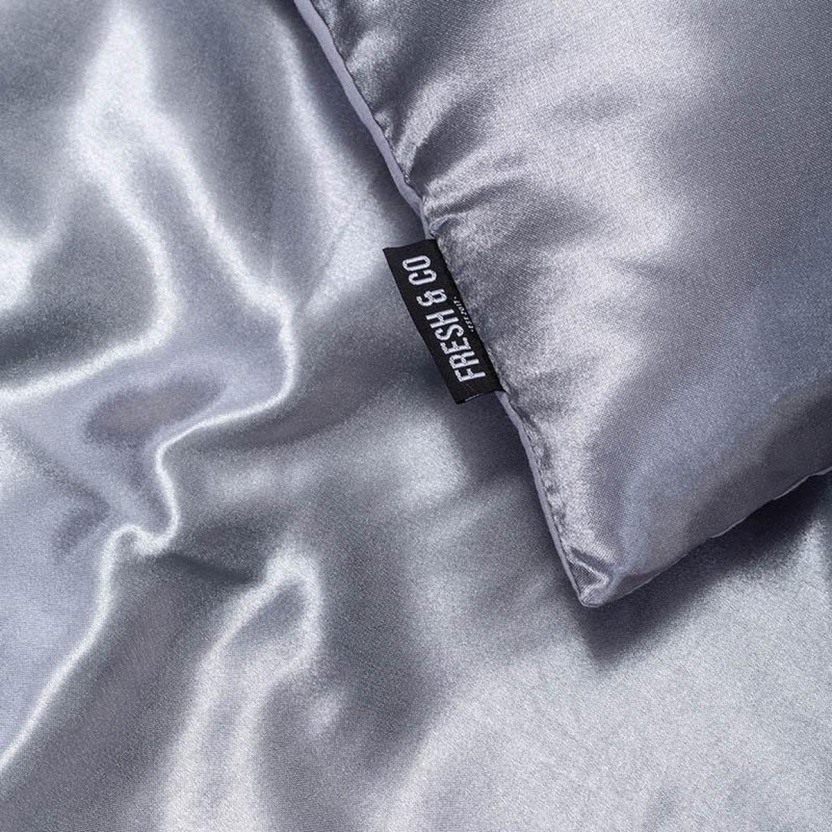 Fresh & Co grey satin hotel set duvet covers - 140x220cm - Image 2