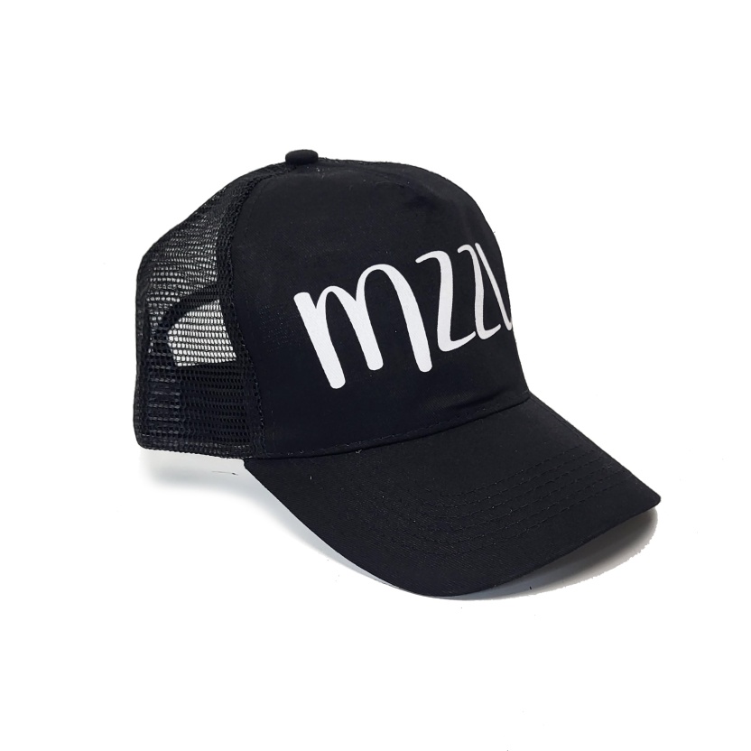 Zwarte baseball petten met MZZL tekst print en velcro sluiting aan de achterkant