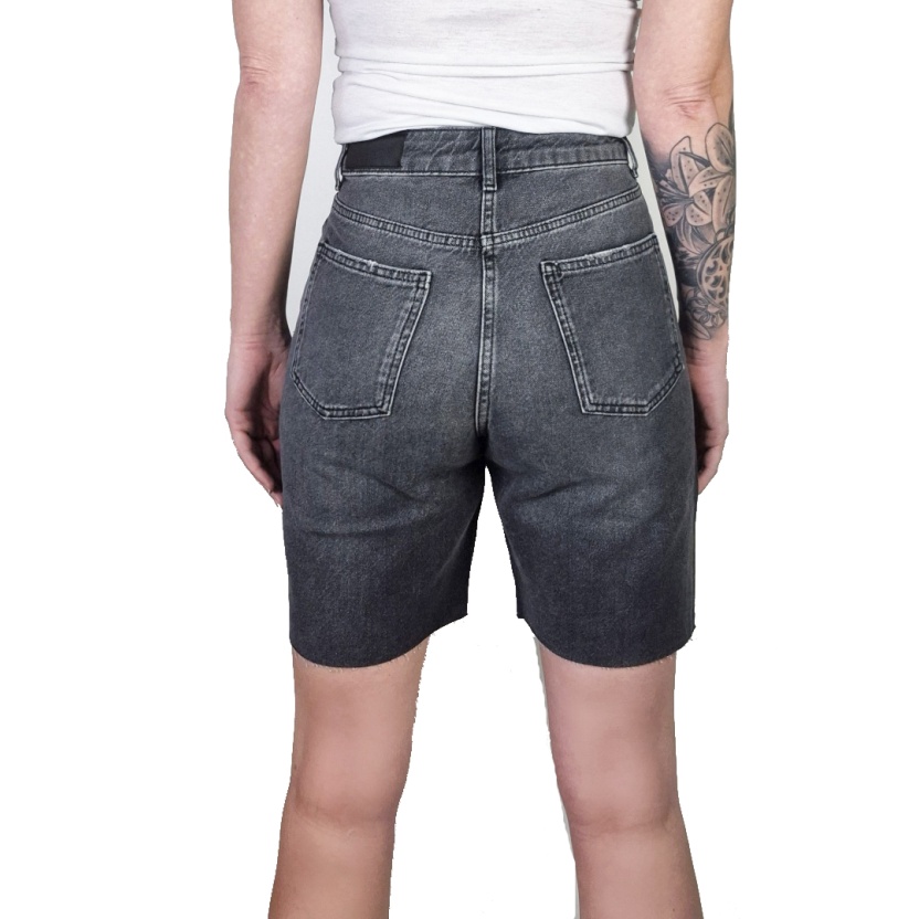 Anthracite Karo Kauer Lulu denim shorts - Image 6