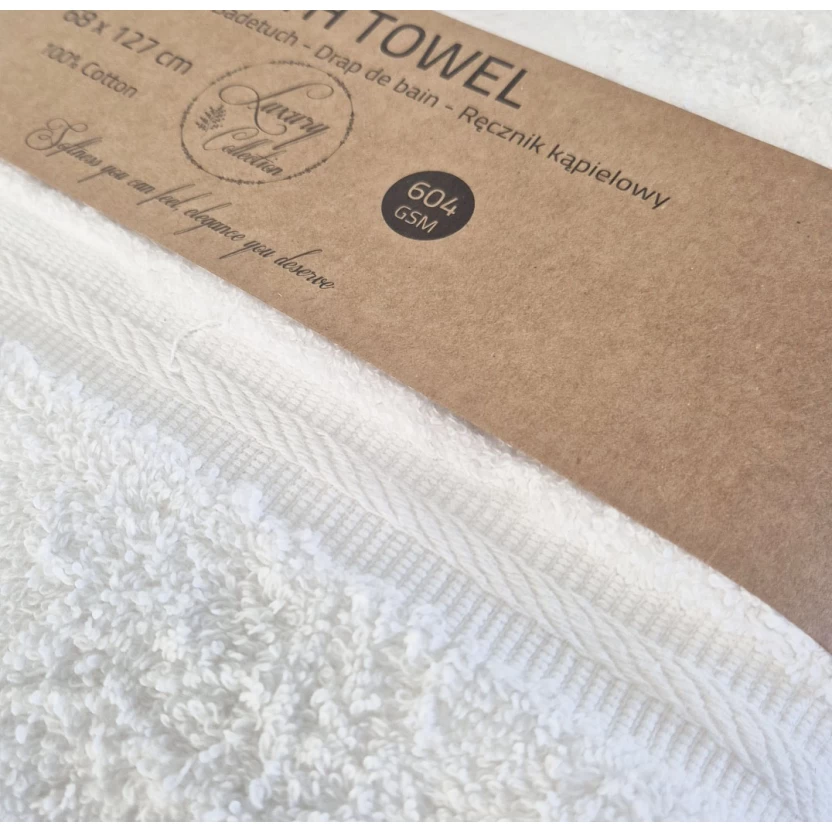 White luxury collection bath towels 68x127cm - 604 g/m² - Image 4