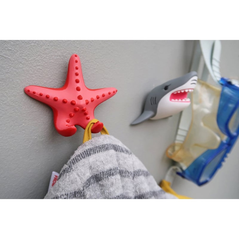 Red hand painted The Zoo sea star coat hooks - Image 4