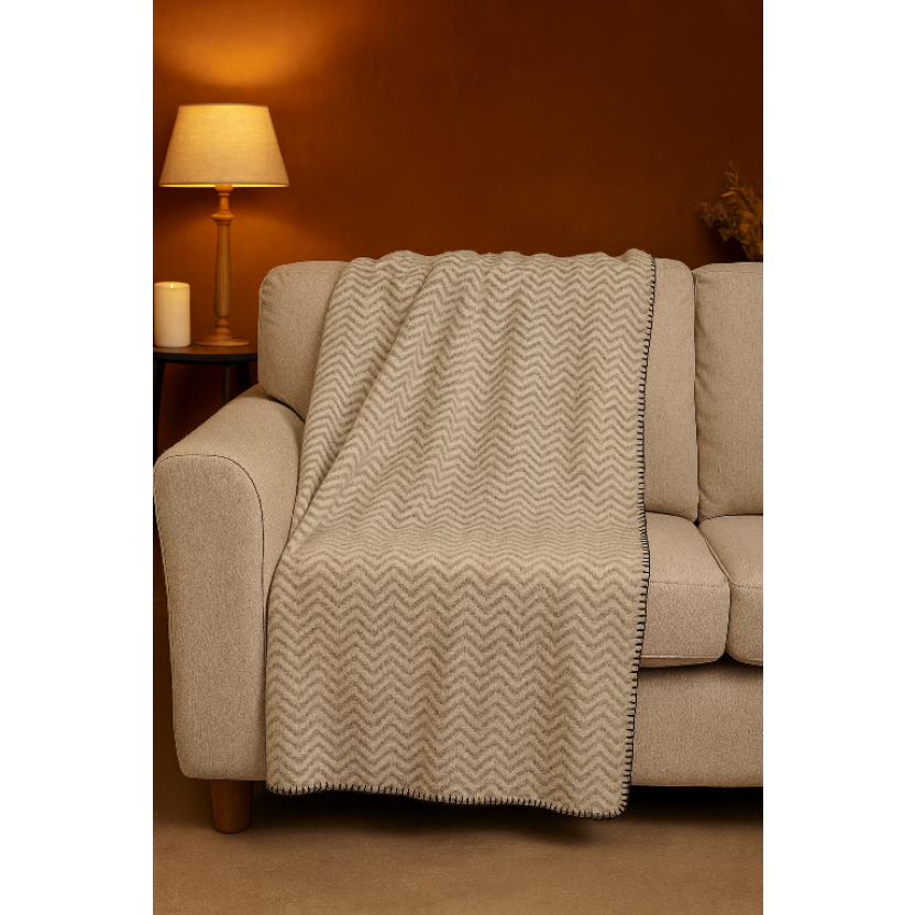 Two colour assortment 'The Cocoo Club' soft plaids 150x130cm - Image 3
