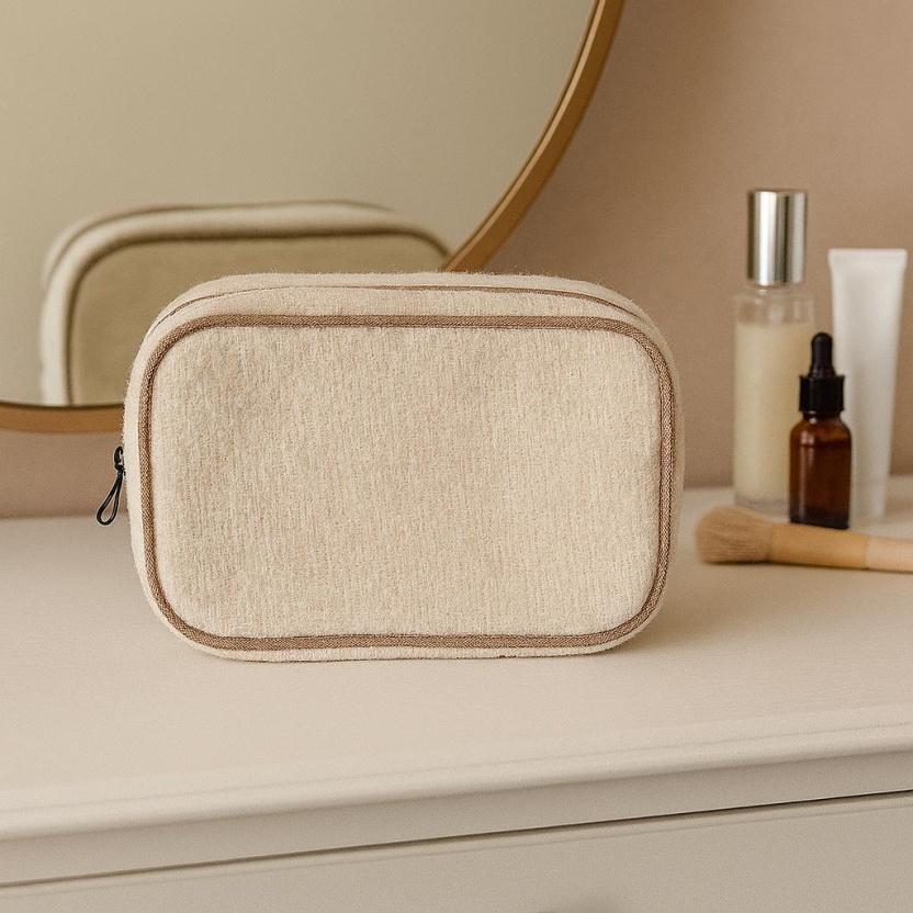 Mix of various cosmetic bags for women - Image 3