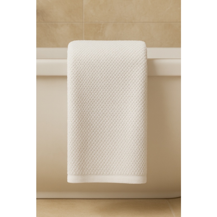 White bath towels with texture 70x140cm – 469GSM - Image 2
