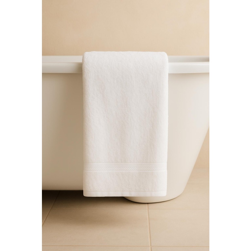 White bath towels with trim 70x140cm – 469GSM - Image 2