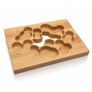 Licht houten serveerplanken en organizers
