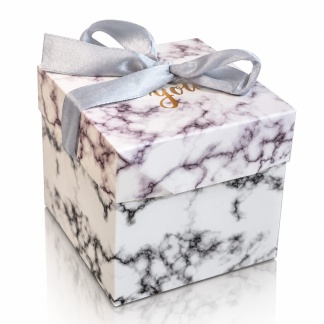 Geschenkdozen met marmerlook en satijnen strik – 10,5 x 10,5 cm